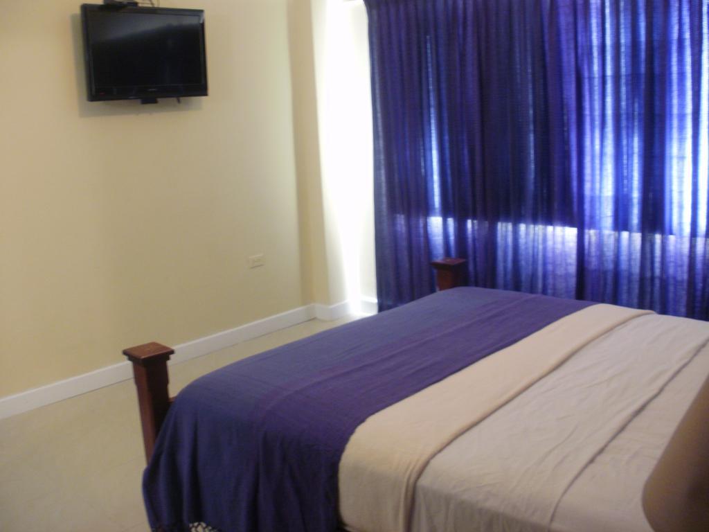 Inn Flight Suites Piarco Eksteriør billede