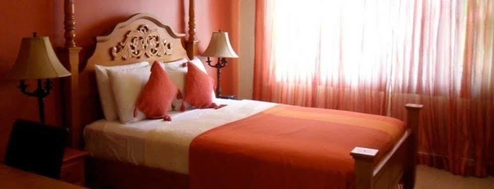 Inn Flight Suites Piarco Eksteriør billede