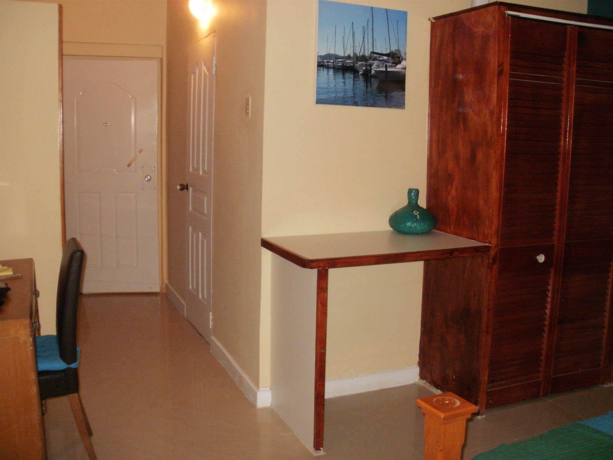 Inn Flight Suites Piarco Eksteriør billede